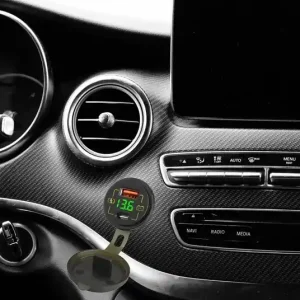 Ekspresowa dostawa ŁADOWARKA DO SAMOCHODU MOTOCYKLA ŁODZI USB USB-C 3,4A WOLTOMIERZ 12V 24V