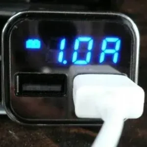 Nowość ŁADOWARKA 2x GNIAZDO USB 12/24V VOLTOMIERZ 42976