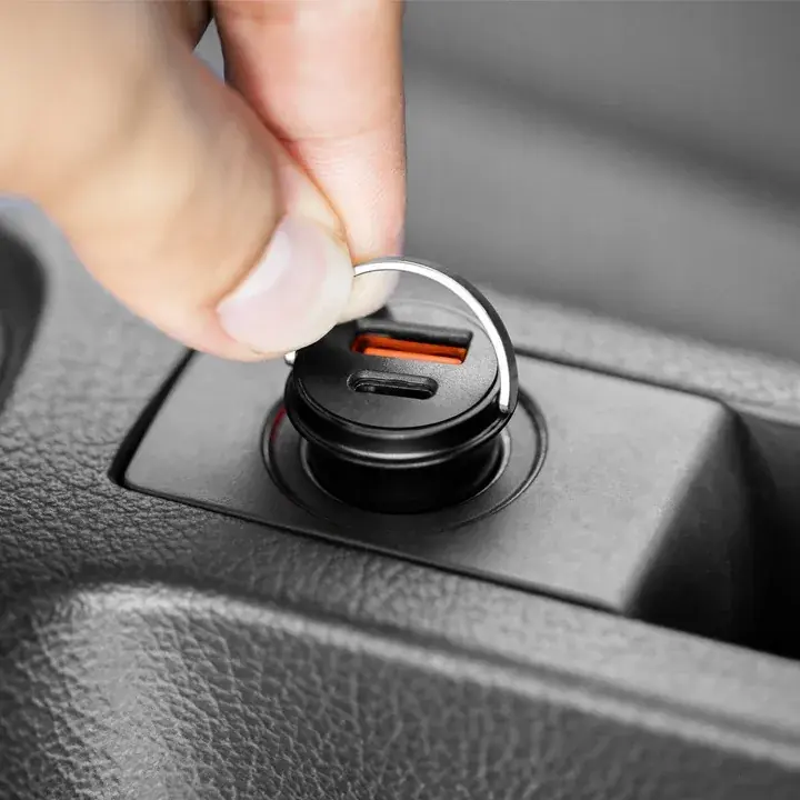 Oryginalny Szybka ładowarka samochodowa 30W USB C do zapalniczki 12-24V QC PD