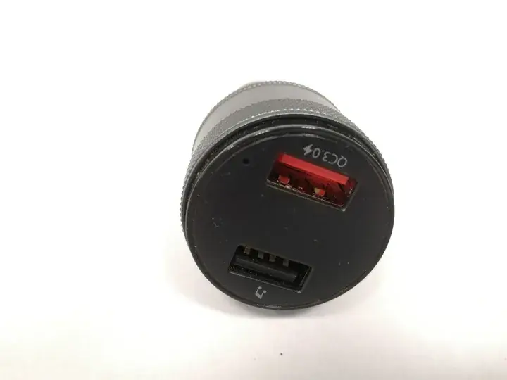 Transmiter samochodowy C57 Bluetooth FM szybkie ładowanie QC 3.0 61B239 Wyprzedaż