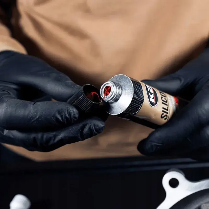 SILIKON WYSOKOTEMP. CZERWONY TUBKA 85G DO 350°C Ostatnia szansa