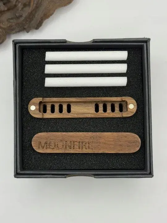 Ekspresowa dostawa DYFUZOR ZAPACHOWY DO SAMOCHODU ZAPACH DO KRATKI NAWIEWU - Moonfire Eco Wood